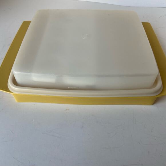 Vintage Tupperware Deviled Egg Keeper Carrier Tray Container Harvest Gold - Picture 11 of 12